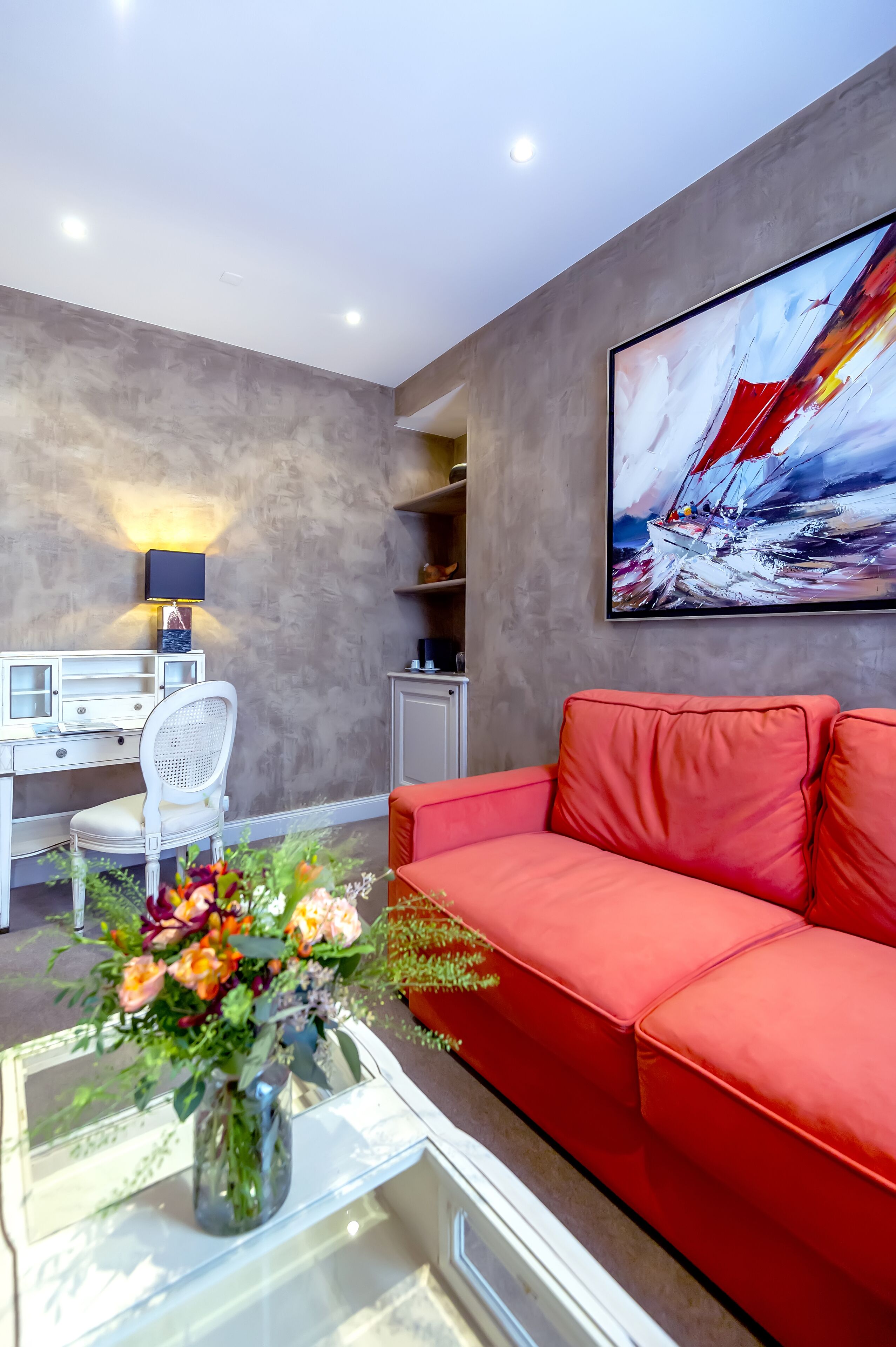 suite | living area | 50-inch flat-screen tv with satellite channels, tv