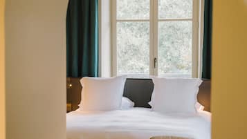 Minibar, caja de seguridad en la habitaciĂłn y cortinas blackout