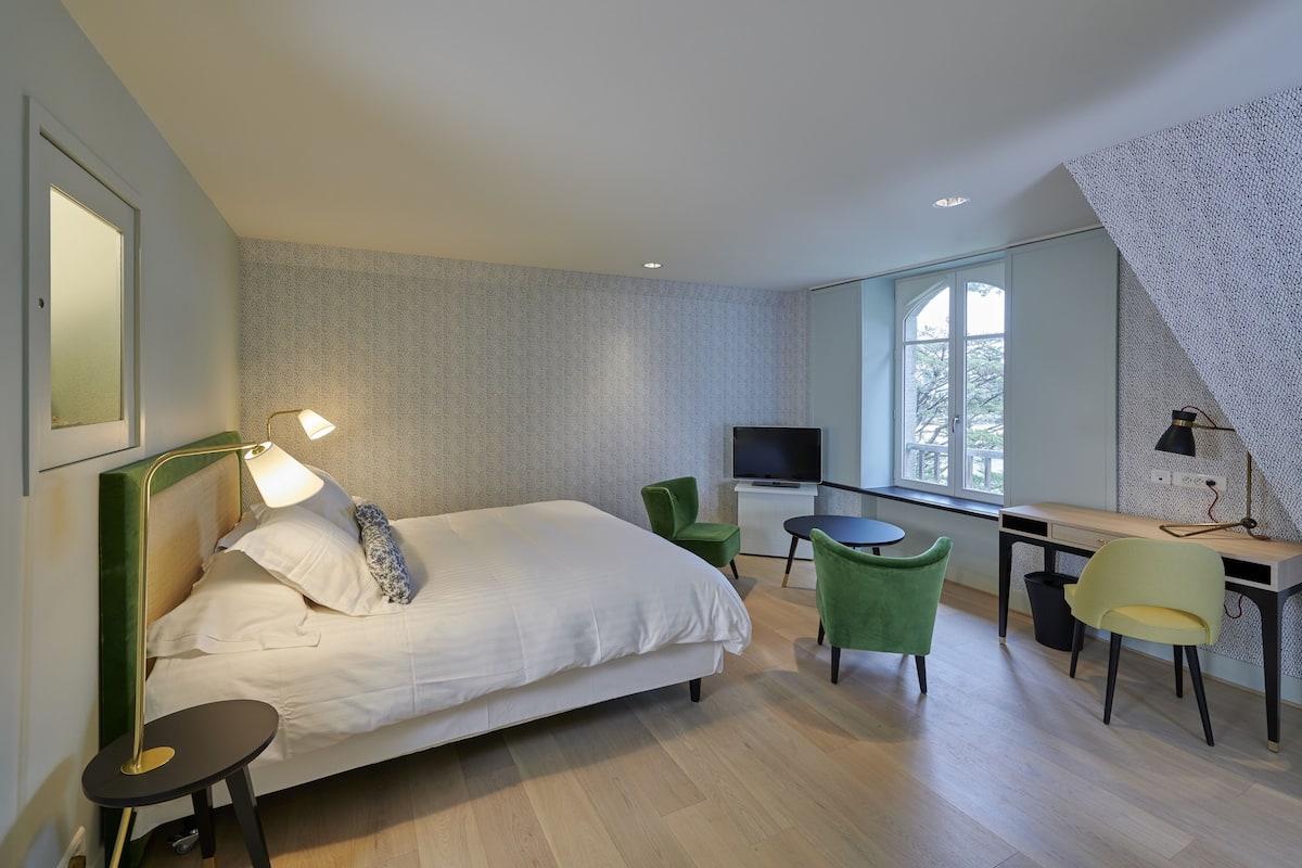 1 bedroom, minibar, in-room safe, blackout curtains