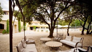 Unclassified image, 3 of 51, button - Hôtel Côté Ventoux (Saint-Didier)