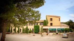 Unclassified image, 5 of 51, button - Hôtel Côté Ventoux (Saint-Didier)