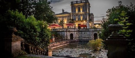 Fasade – kveld/natt