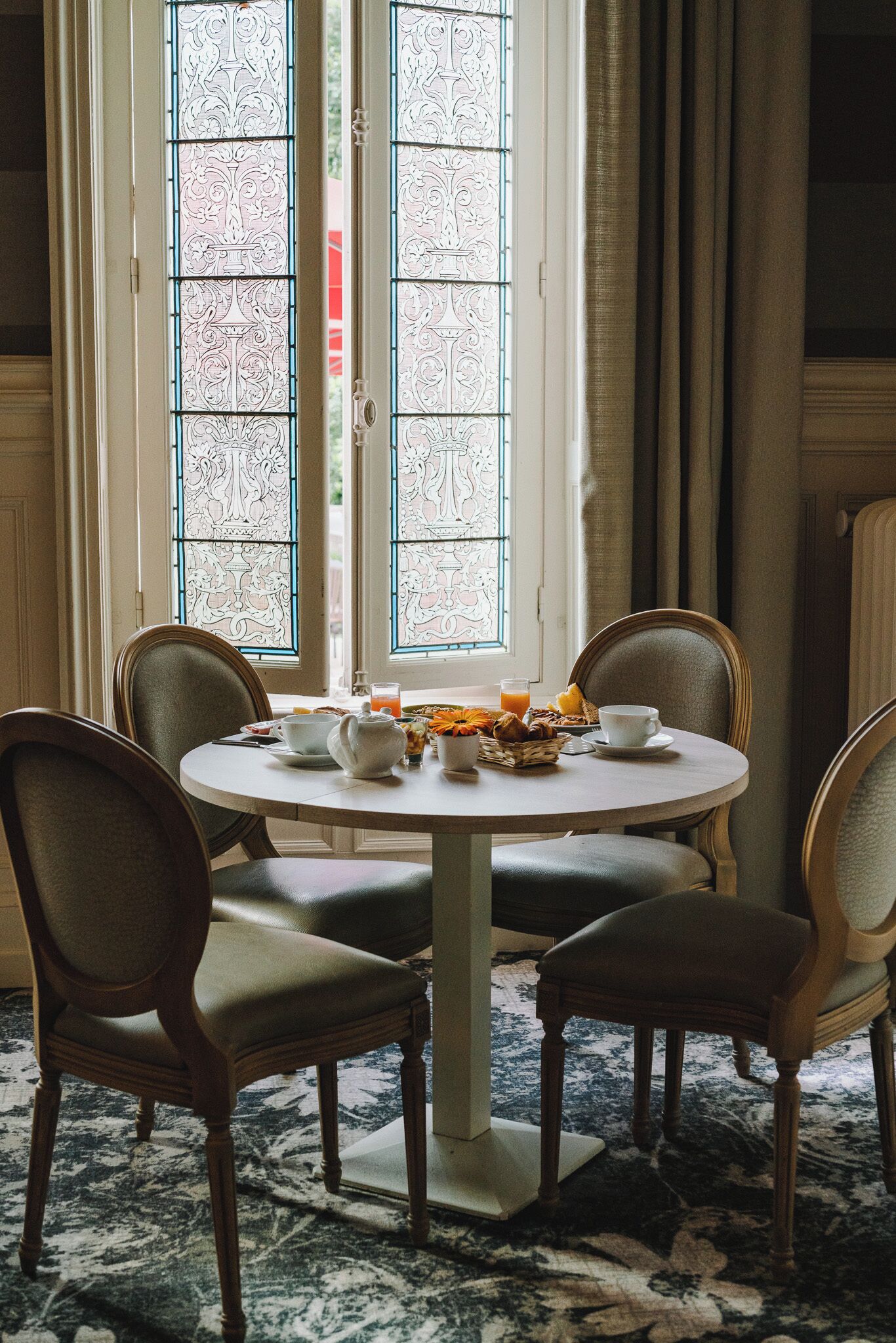 daily buffet breakfast (eur 19 per person)