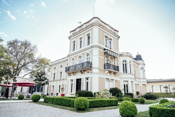 Château Du Clos De La Ribaudière - Poitiers