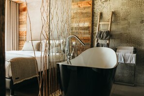 ห้องสวีท (Vue Mont Blanc) | มินิบาร์, ตู้นิรภัยในห้องพัก, ห้องพักตกแต่งอย่างมีเอกลักษณ์