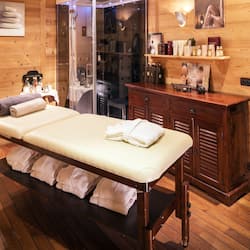 Sauna, hot tub, steam room, body treatments, hot stone massages