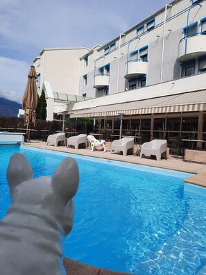 숙박 시설 정면