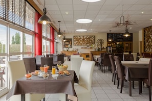 Daily buffet breakfast (EUR 12.5 per person)