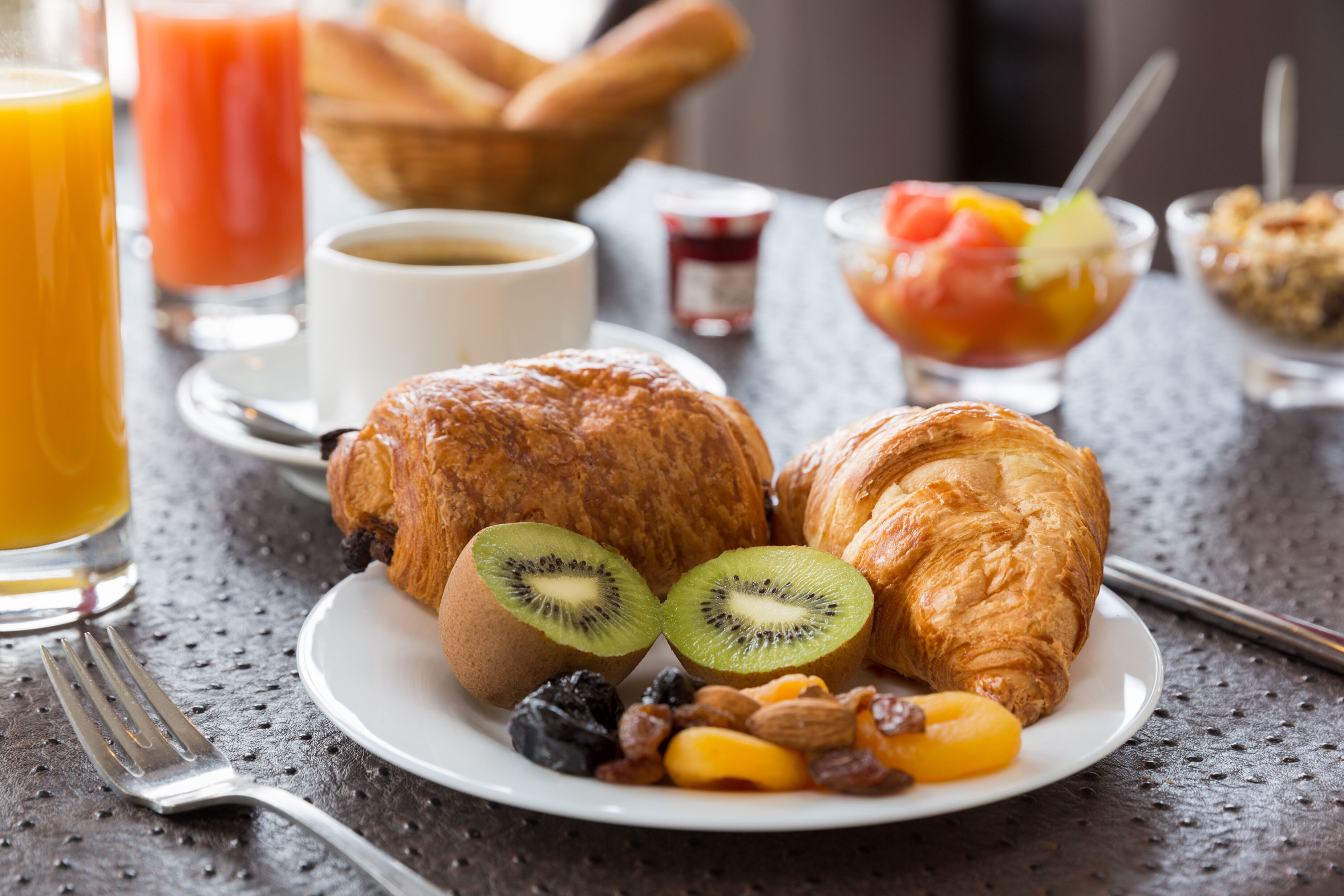 daily buffet breakfast (eur 12.5 per person)