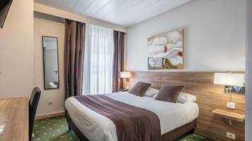 Traditional Double Room | Blackout curtains, soundproofing, iron/ironing board