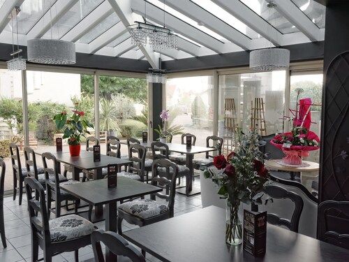 Hotel Le Chantereigne