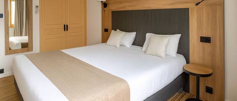 Club Room | Interior