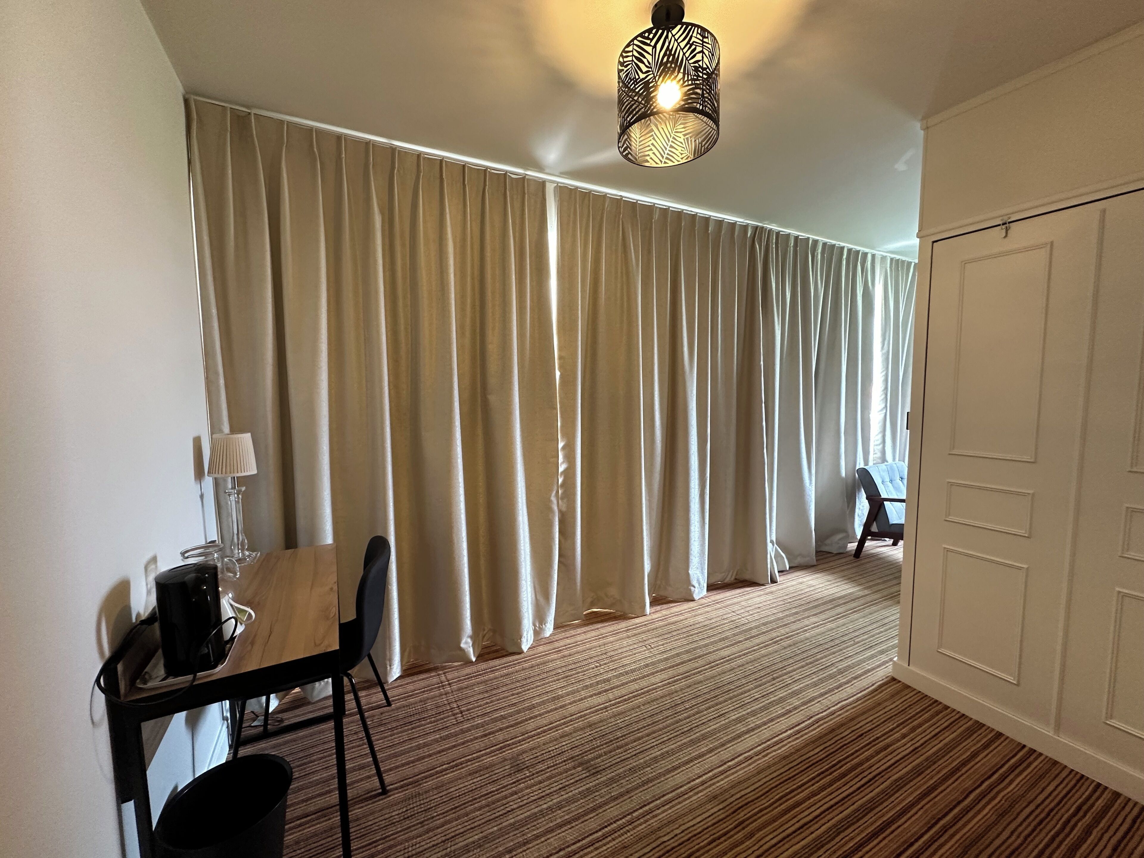 quadruple room | 1 bedroom, desk, blackout curtains, free wired internet