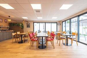 Daily buffet breakfast (EUR 15 per person)