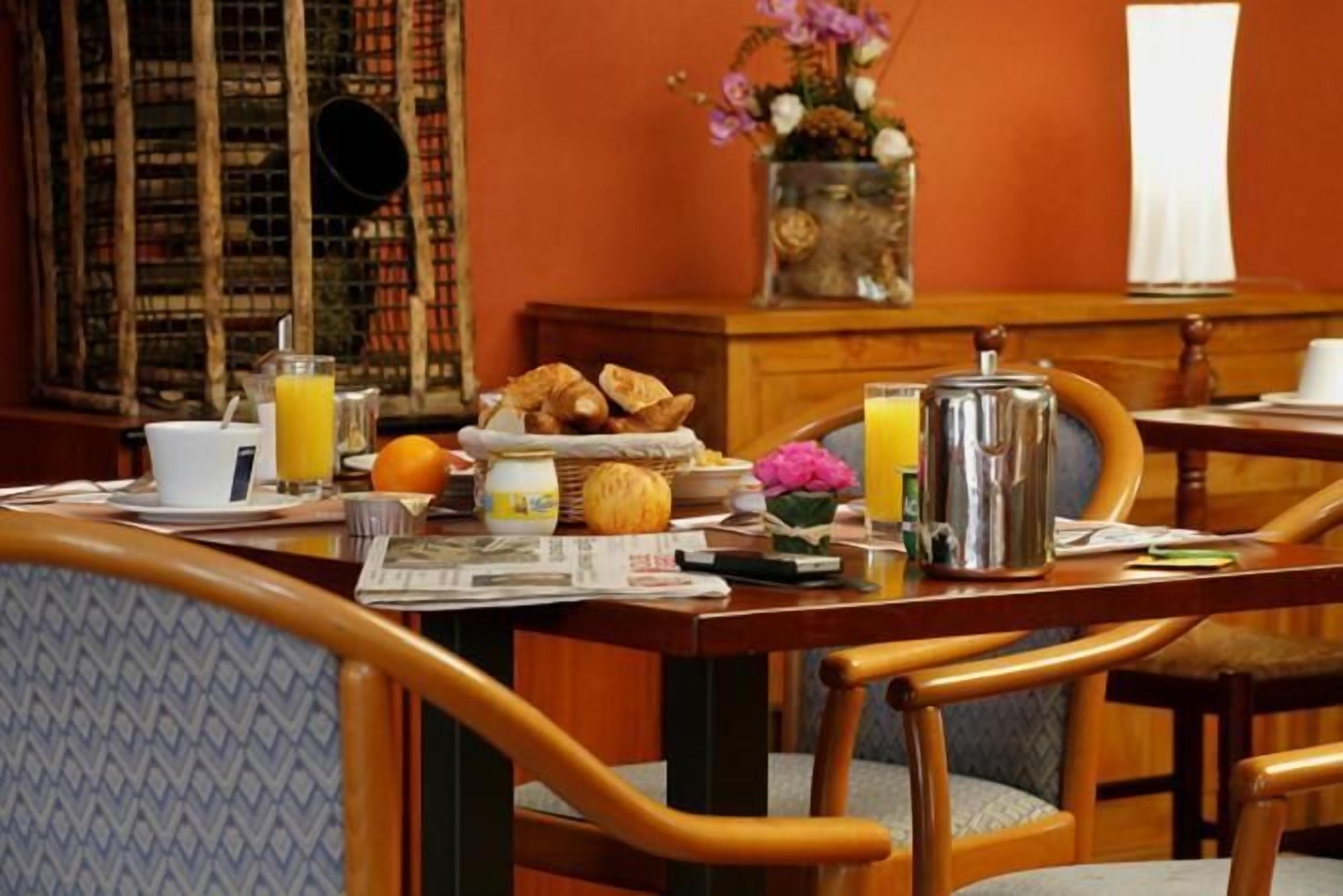 breakfast and dinner served, regional cuisine