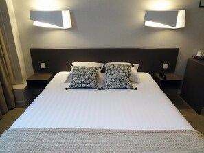 Executive Room, 1 King Bed, Non Smoking (Larger Room;Twin bed on request) - Hotel Le Sevigne, Sure Hotel Collection by Best Western (Rennes)