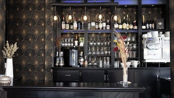 Bar (in der Unterkunft)