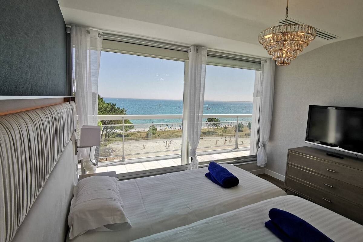 presidential suite (winston) | minibar, in-room safe, soundproofing, free wifi