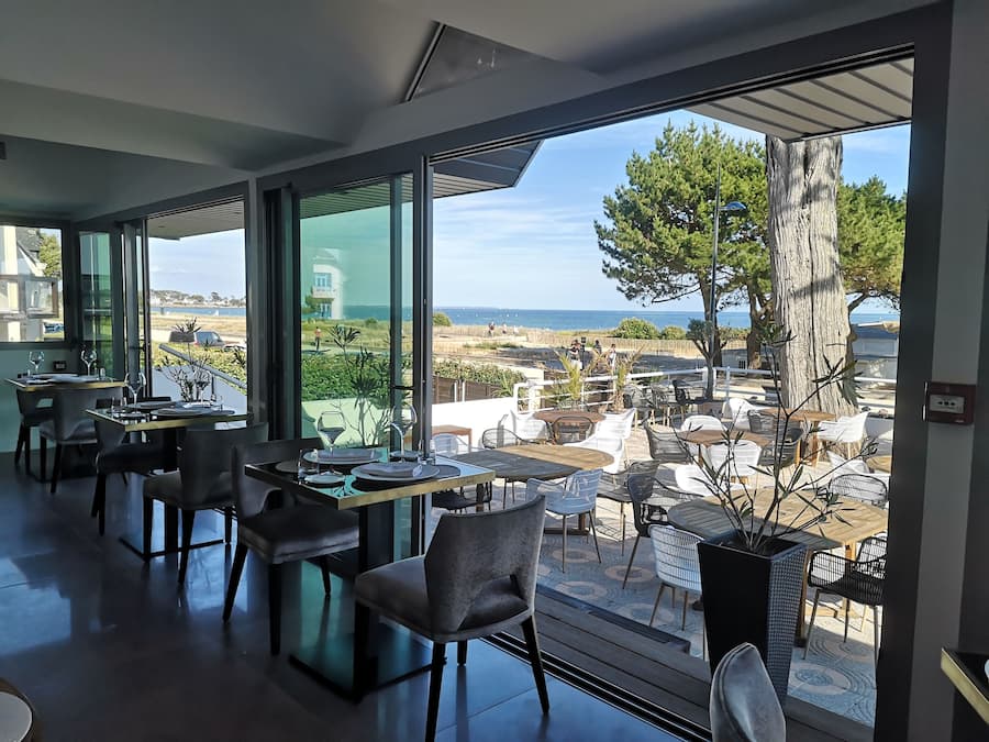 Breakfast, lunch, dinner served; local cuisine