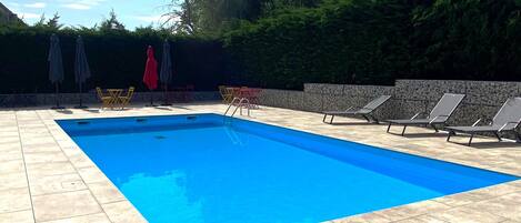Seasonal outdoor pool