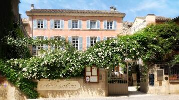 Façade de l’hébergement