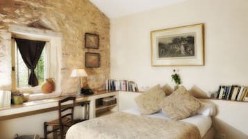 1 chambre, minibar, coffres-forts dans les chambres