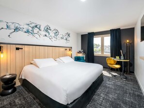 Classic Room, 1 Queen Bed, Non Smoking (Overlooking the river) - Mercure Bords De Loire Saumur (Saumur)
