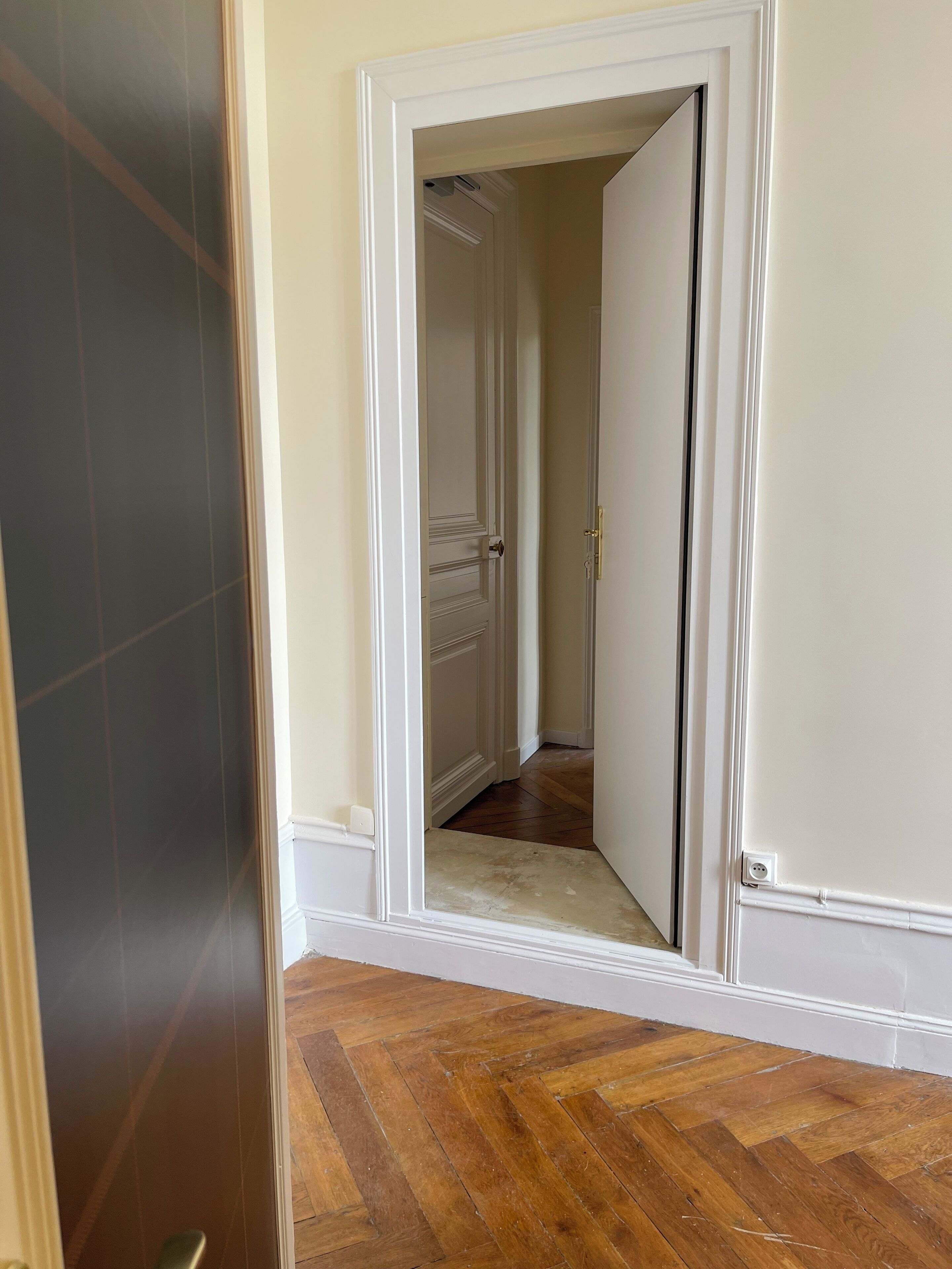 family room, 2 bedrooms | 2 bedrooms, premium bedding, in-room safe, individually decorated