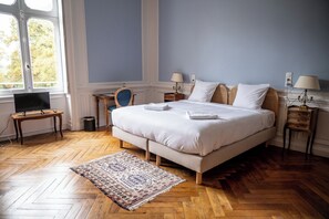 Superior Triple Room - Château de l'Aubrière (La Membrolle-sur-Choisille)