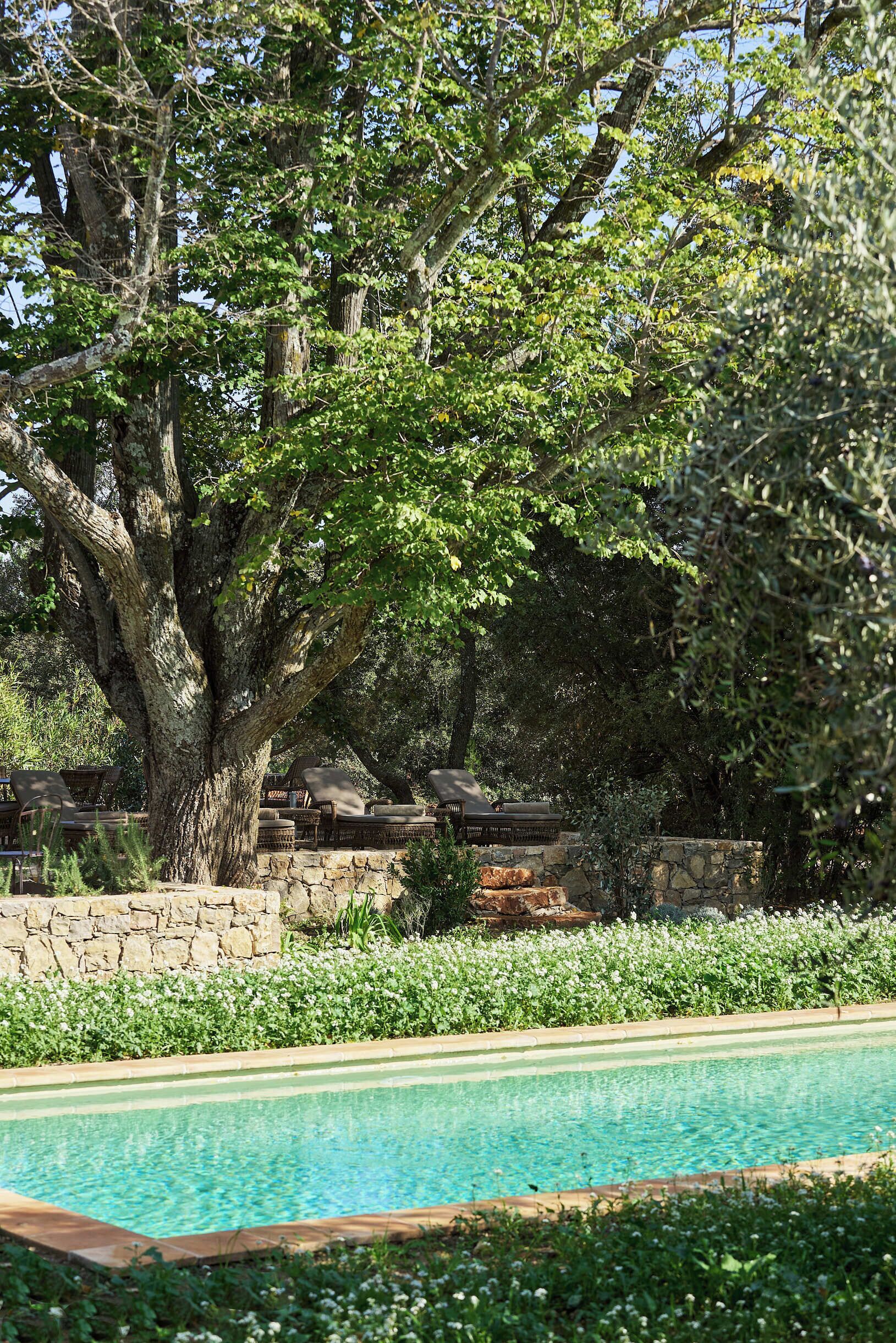 villa des gomberts | frette italian sheets, premium bedding, select comfort beds, minibar