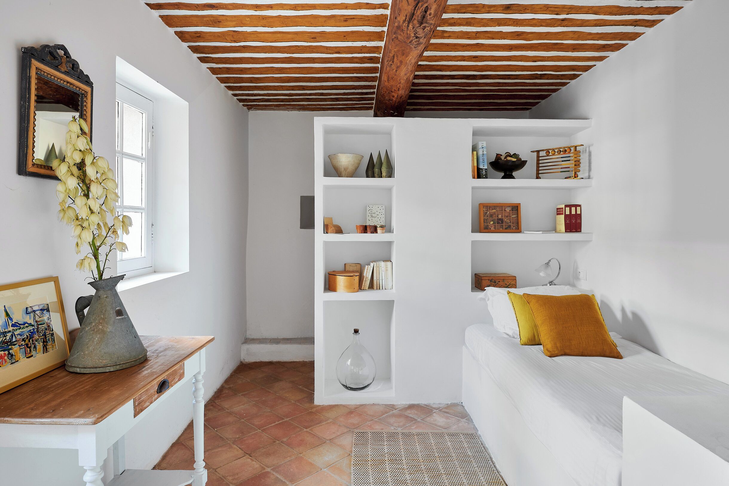 deluxe villa | frette italian sheets, premium bedding, select comfort beds, minibar