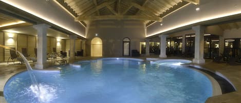 Indoor pool, outdoor pool