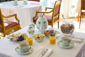 Repas de petit déjeuner
