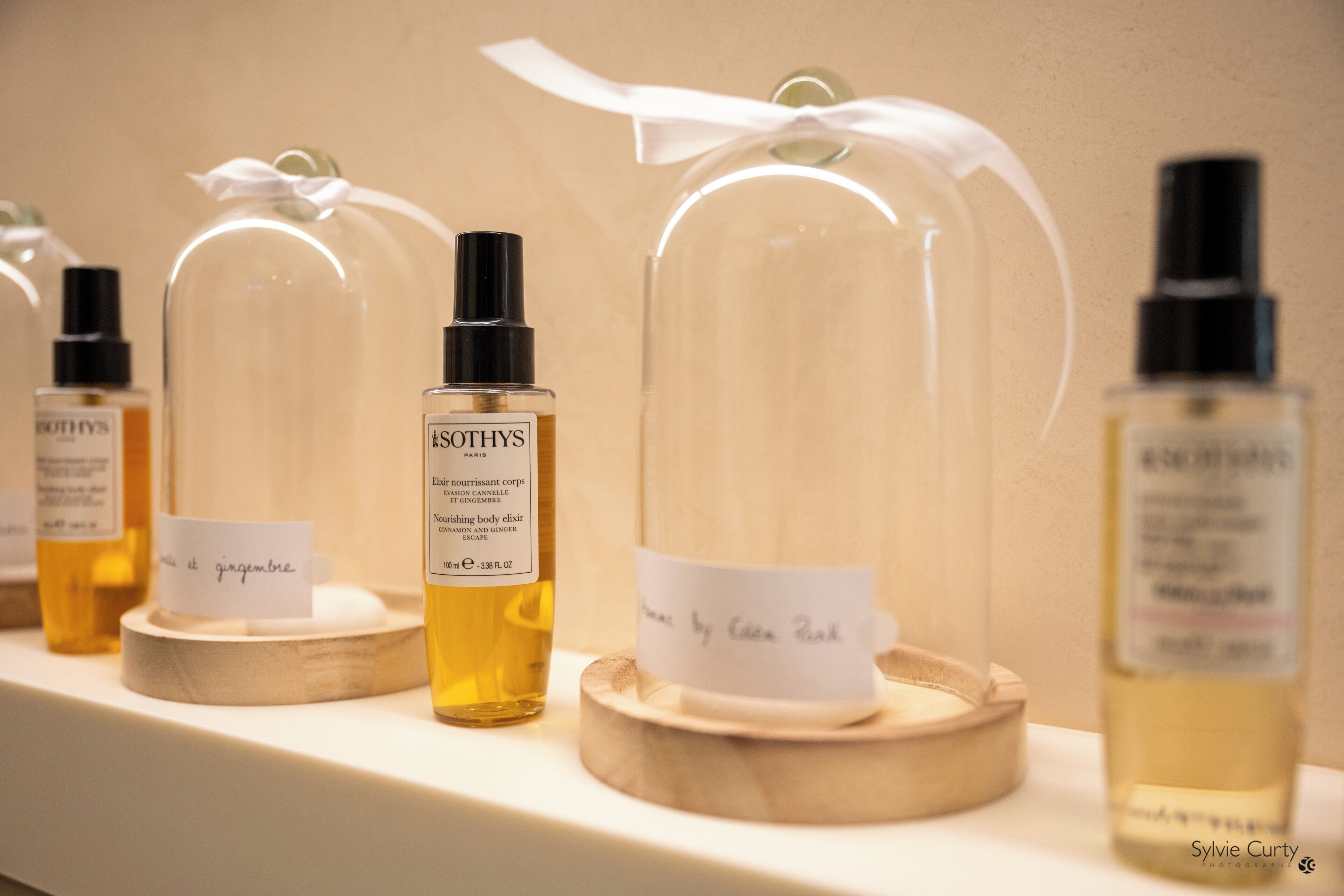 couples treatment room(s), body treatments, body wraps, body scrubs