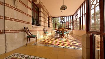 Villa, 6 Bedrooms, Fireplace, Park View | Terrace/patio