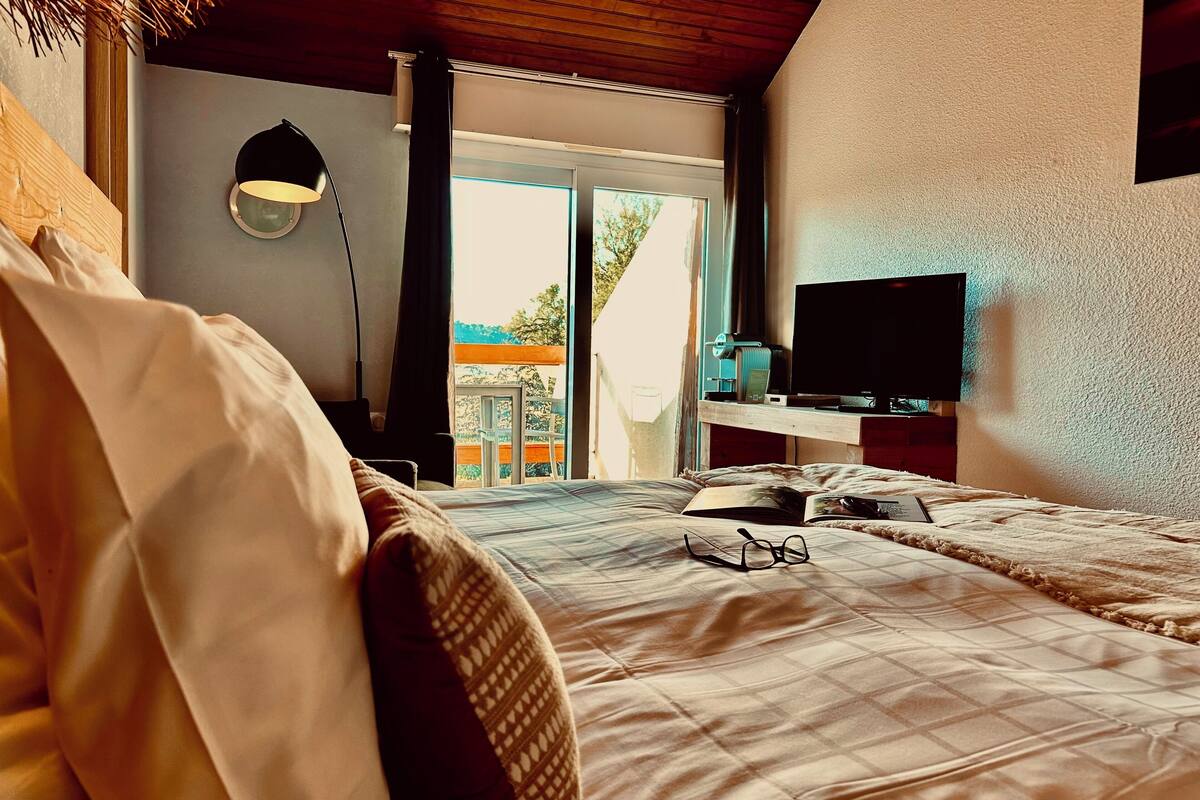 Double Room, Balcony, Lagoon View