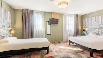 Bàn, phòng cách âm, truy cập Internet không dây miễn phí