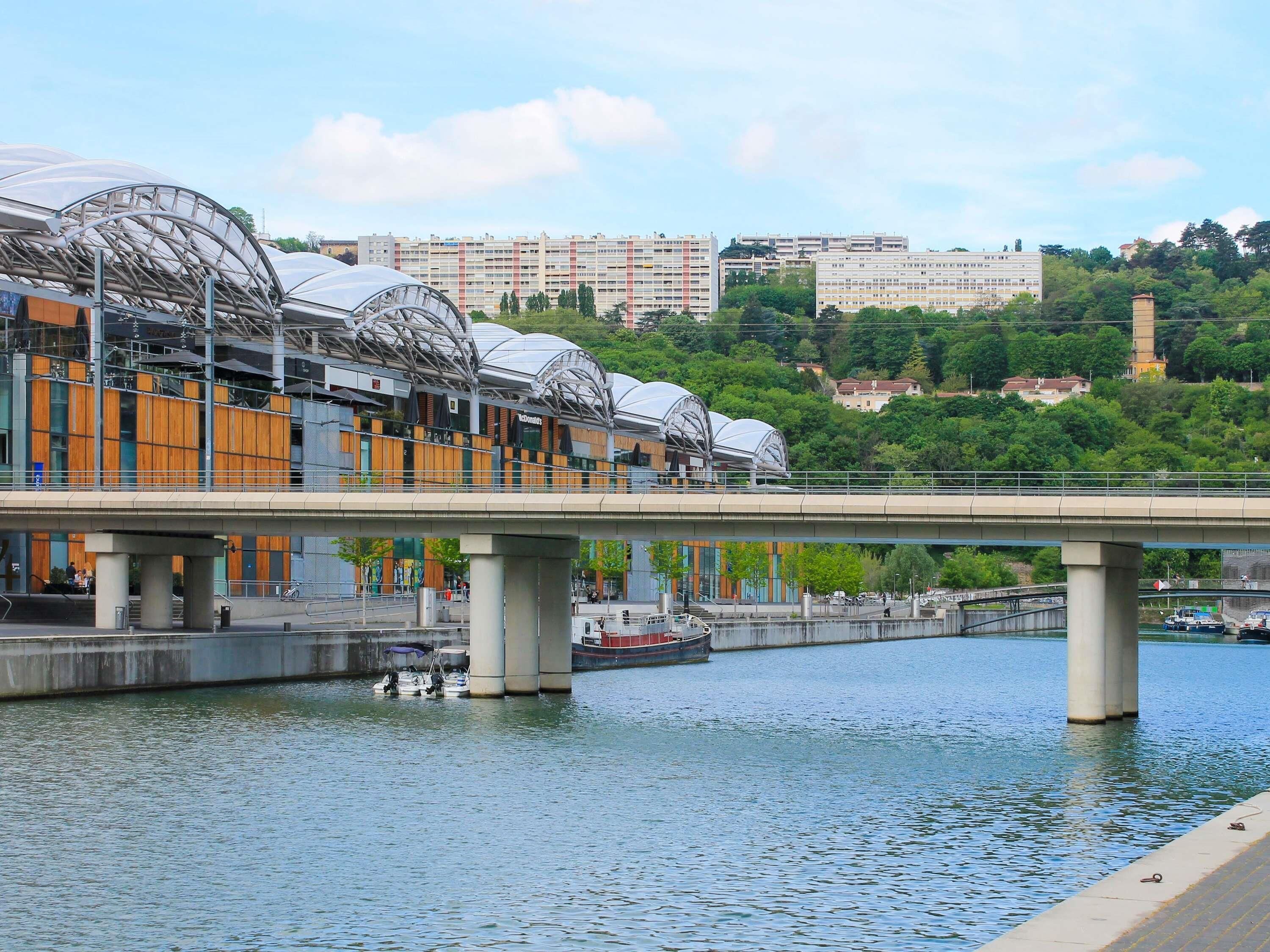 Photo - ibis Styles Lyon Croix Rousse