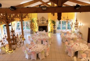 Banquet hall - La Grange De Conde Chateaux Et Hotels Collection (Conde-Northen)