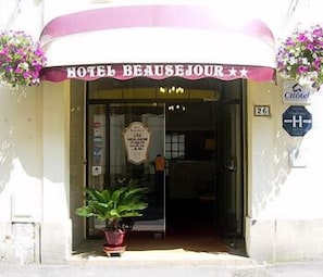 Property entrance - Citotel Beausejour (Cherbourg-en-Cotentin)
