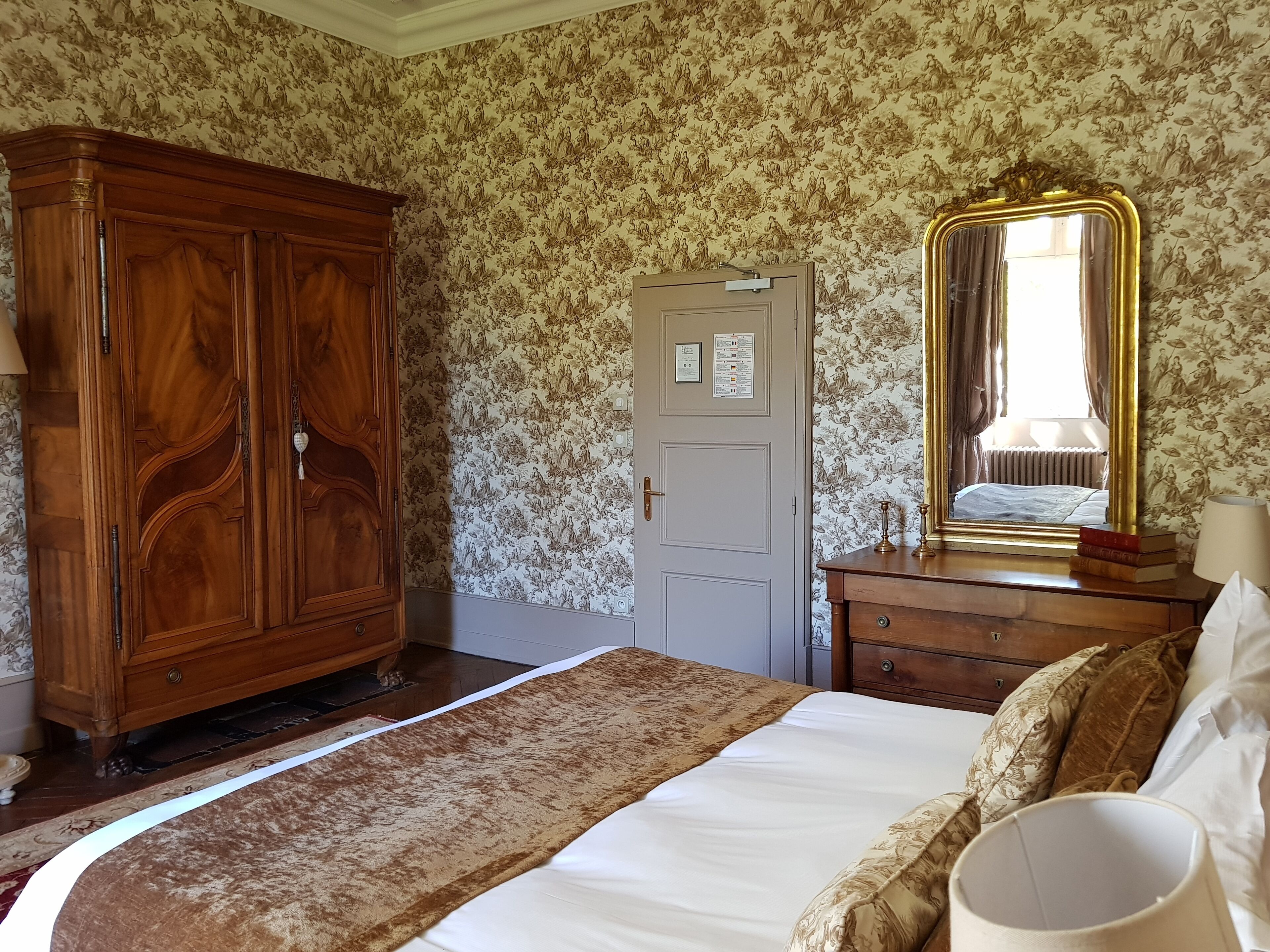 double room (prestige) | 1 bedroom, egyptian cotton sheets, select comfort beds, in-room safe