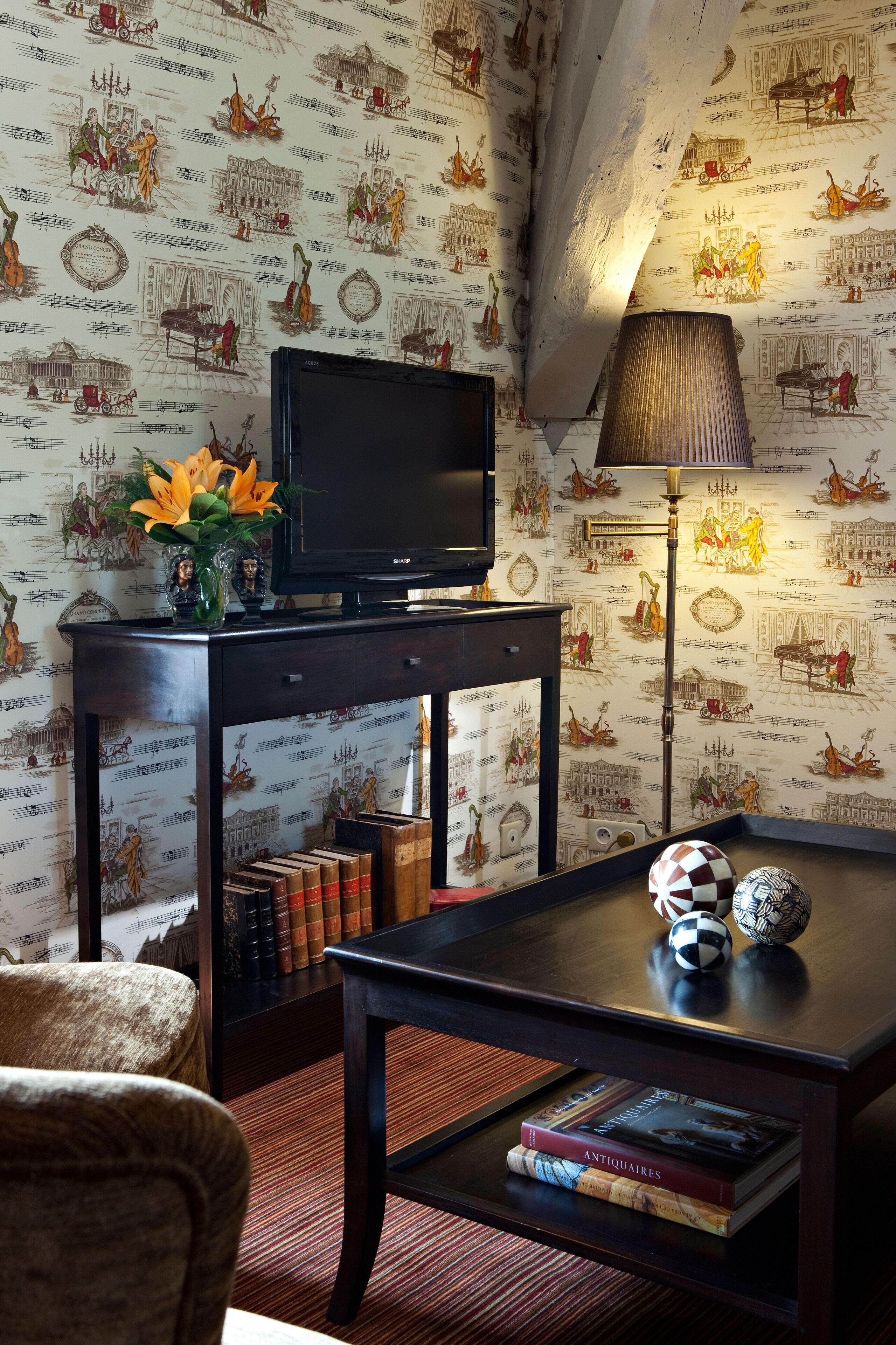 junior room | lounge