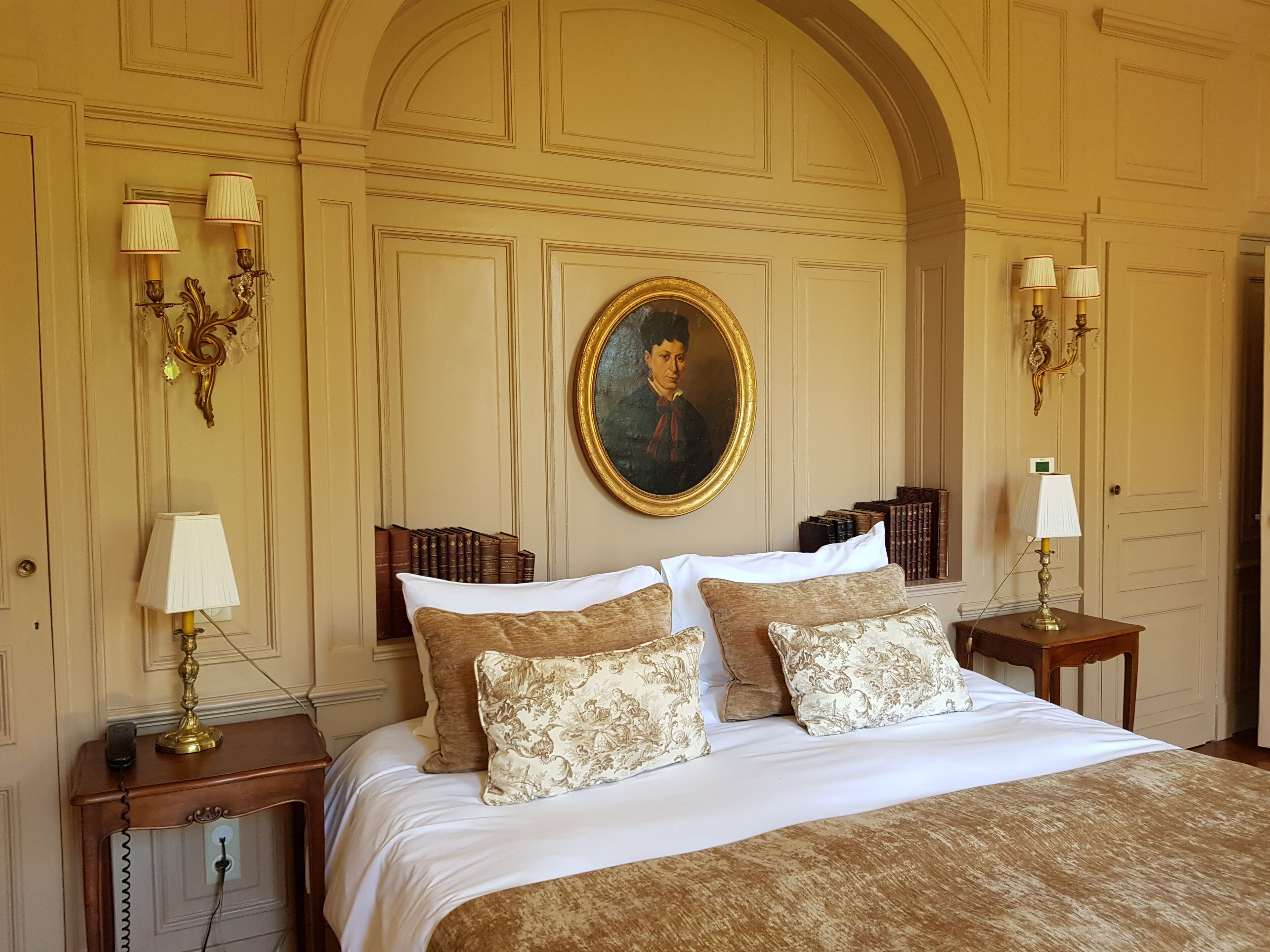 junior room | 1 bedroom, egyptian cotton sheets, select comfort beds, in-room safe