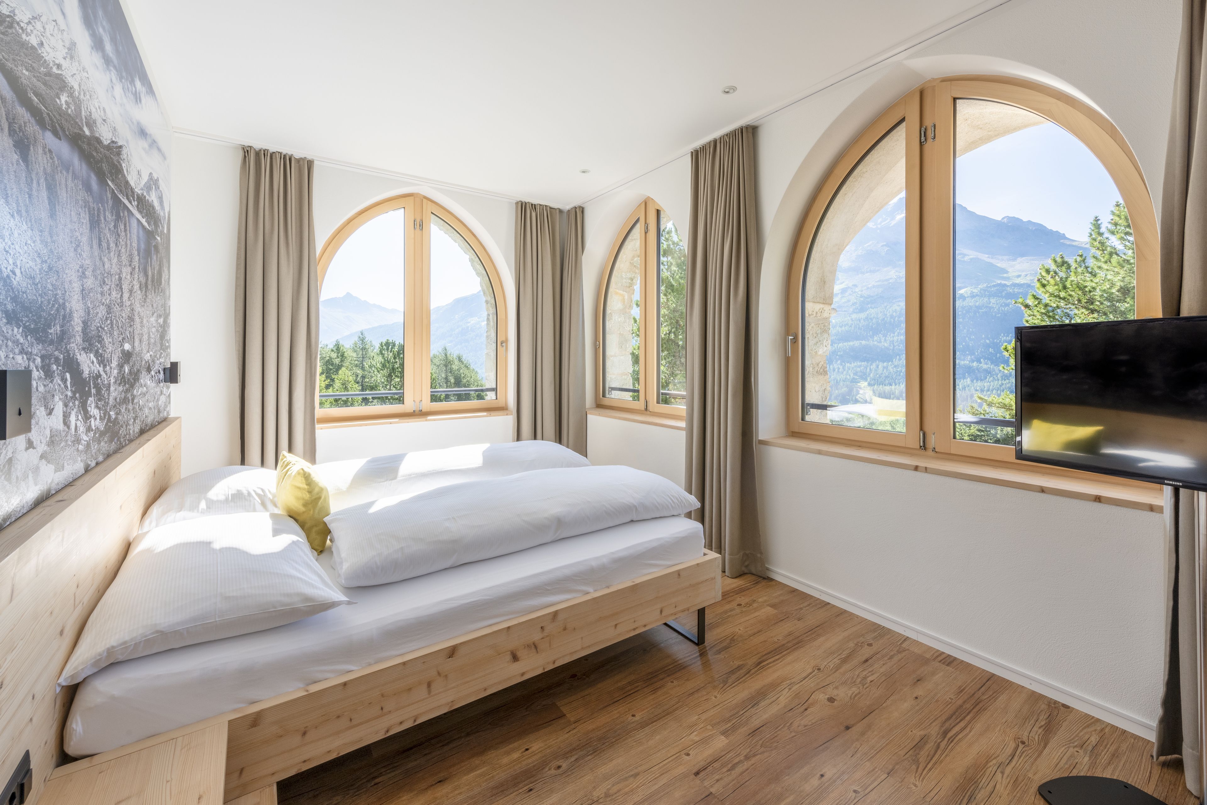 Panorama Double Room | 1 bedroom, hypo-allergenic bedding, down duvets, in-room safe