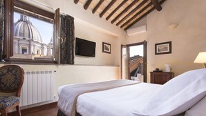 Deluxe Triple Room, Terrace