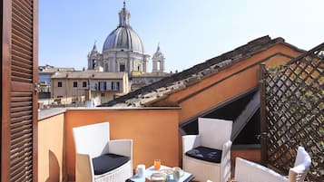 Deluxe Triple Room, Terrace | Balcony