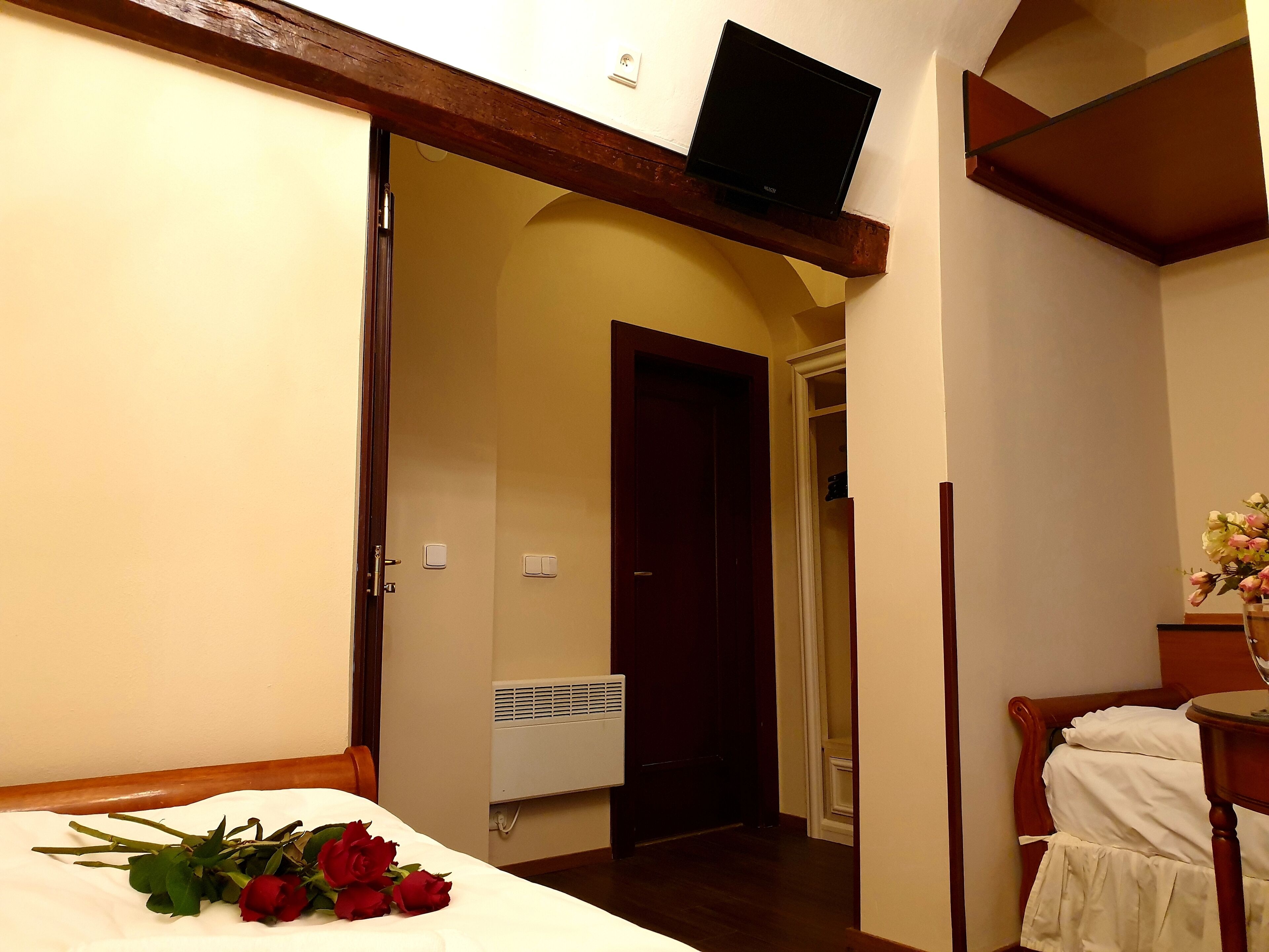 economy twin room, 2 single beds | iron/ironing board, free wifi, bed sheets