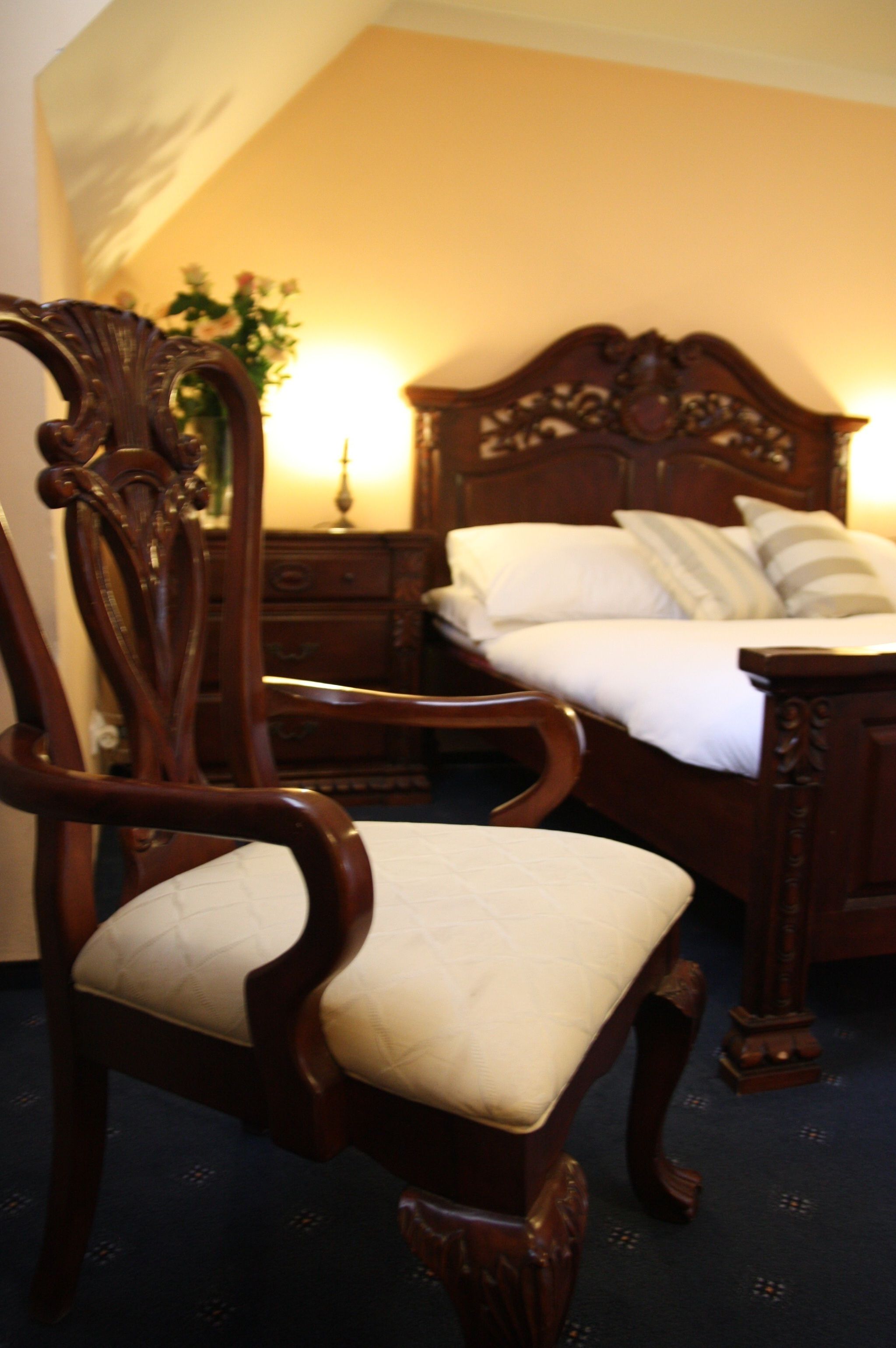 deluxe double room | iron/ironing board, free wifi, bed sheets