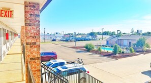 Single Room, Smoking | Terrace/patio - Shiloh Inn (Lamesa)