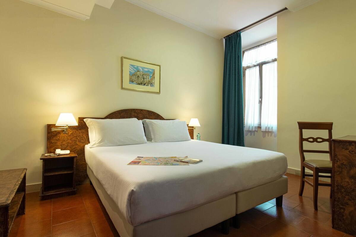 In-room safe, desk, free WiFi, bed sheets